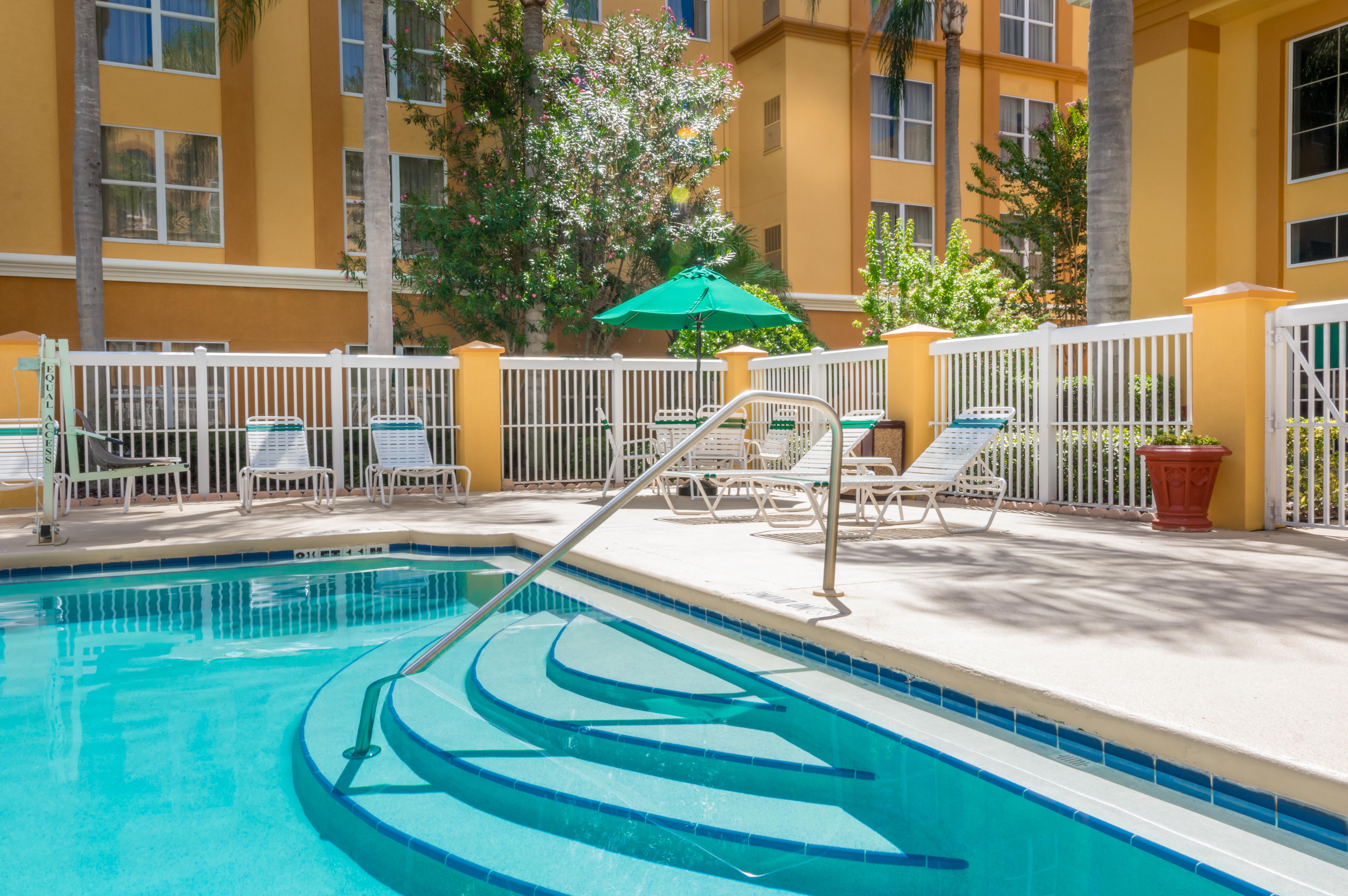 Surestay Plus By Best Western Orlando Lake Buena Vista Екстериор снимка