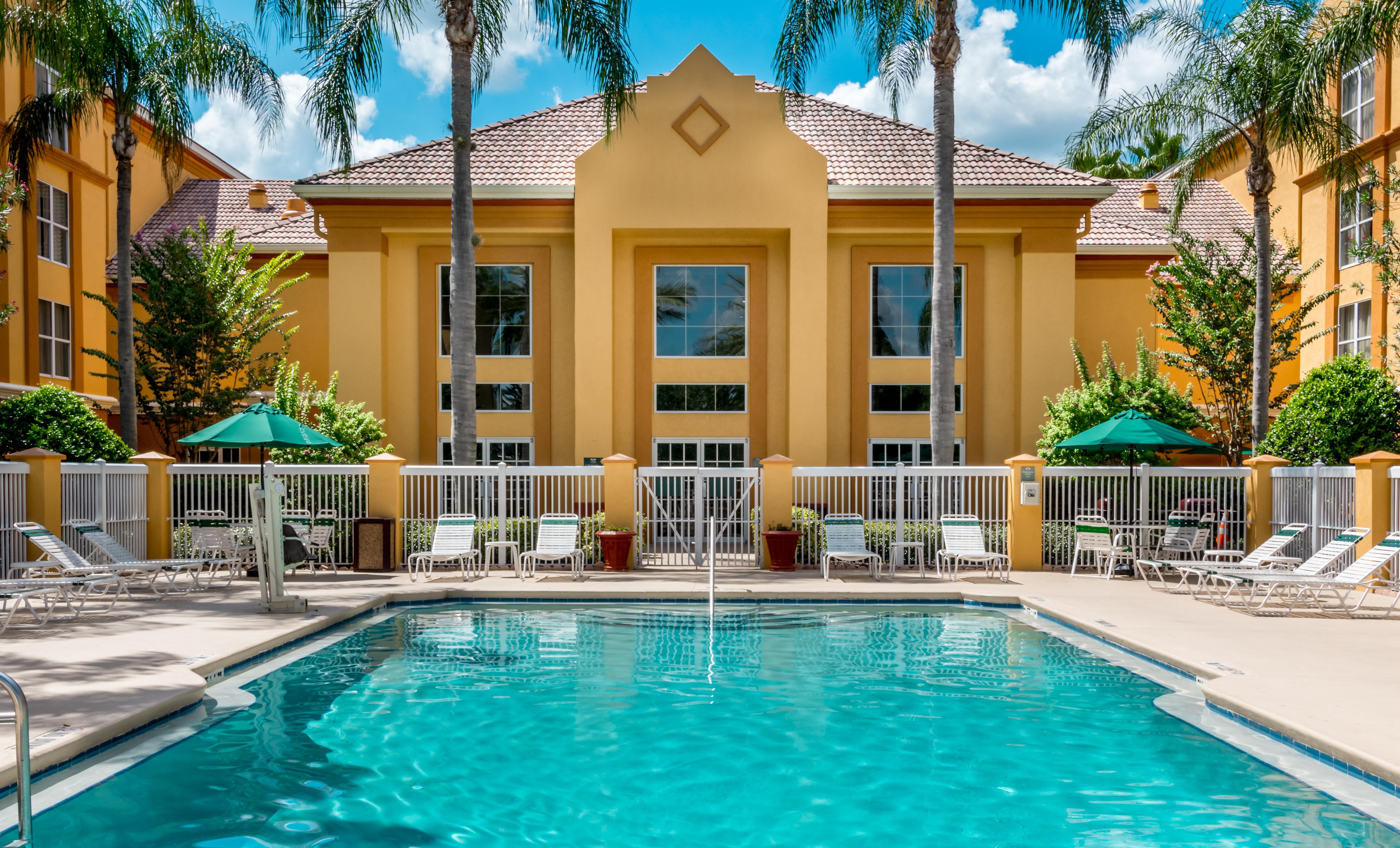 Surestay Plus By Best Western Orlando Лей Буена Виста Екстериор снимка