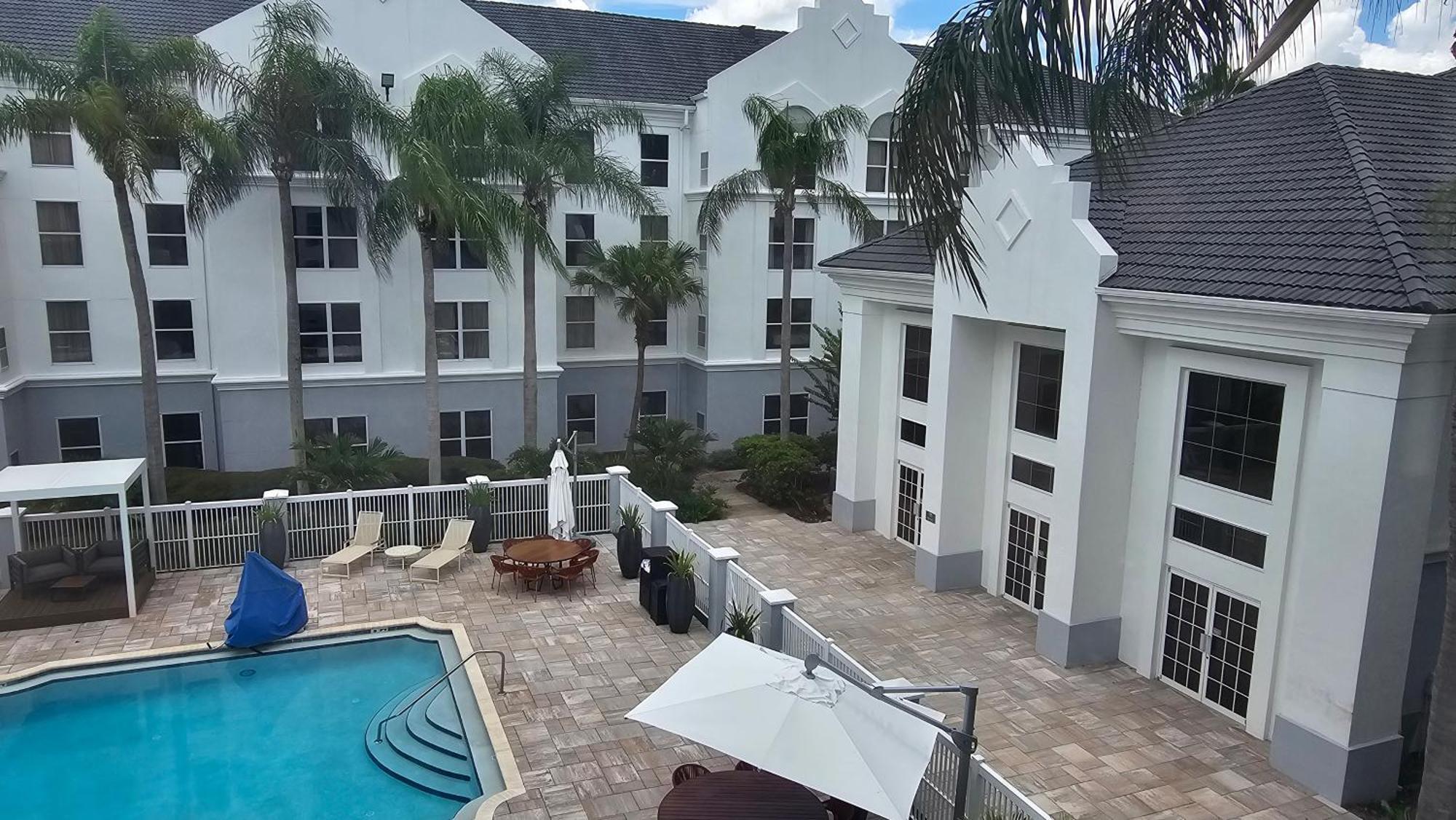 Surestay Plus By Best Western Orlando Лей Буена Виста Екстериор снимка