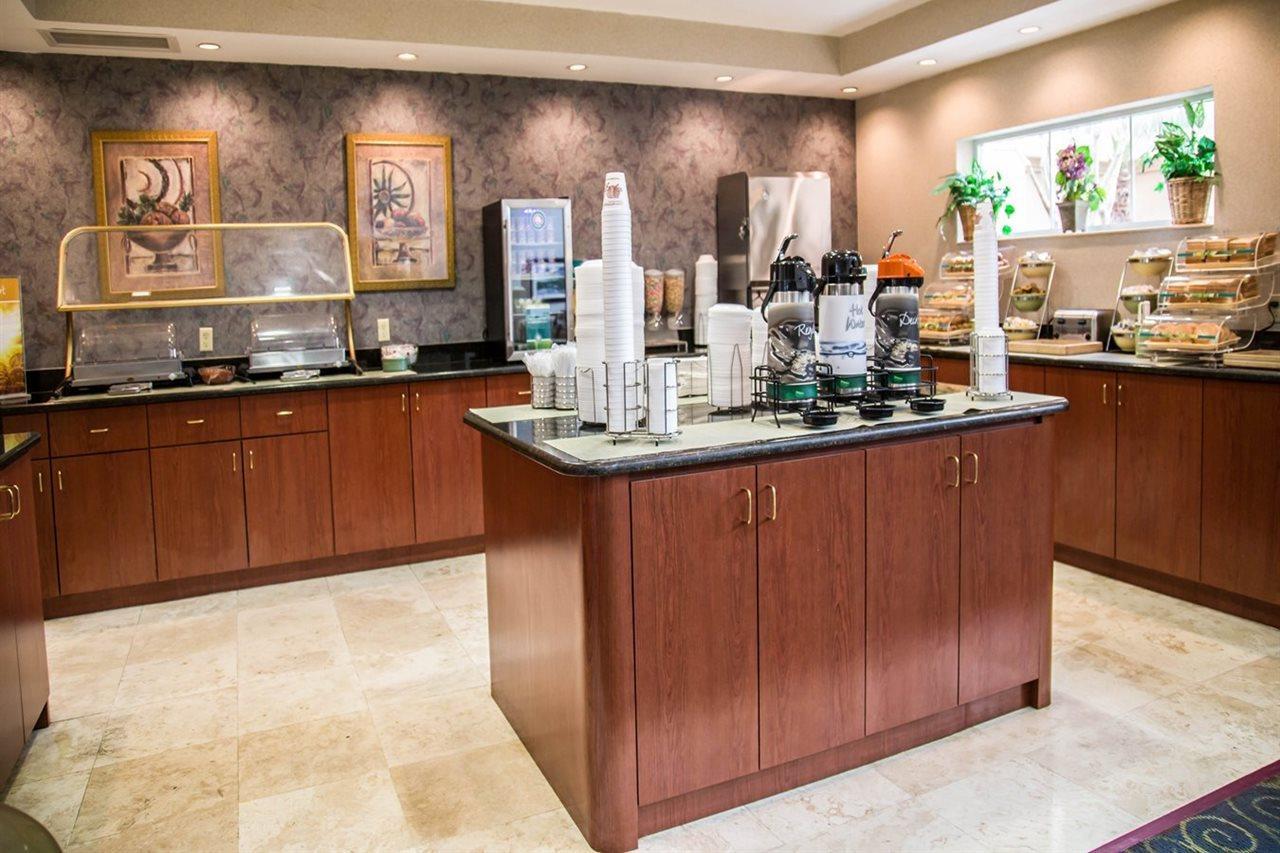 Surestay Plus By Best Western Orlando Лей Буена Виста Екстериор снимка
